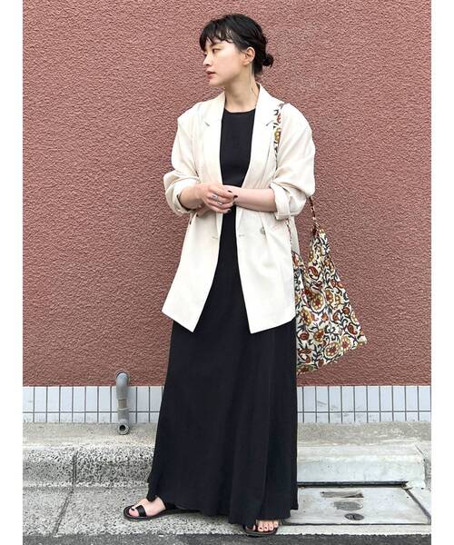 Ungrid（アングリッド）の「バックデザインノースリワンピース（ワンピース・レディース・ブラック/アイボリー/ダークオレンジ・SMALL/MEDIUM）」の8枚目の写真