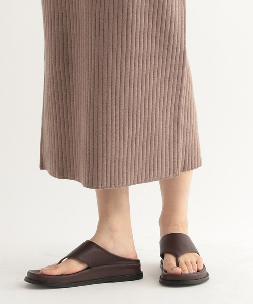 MOHI（モヒ）の「MOHI / トングサンダル（サンダル・レディース・ブラック/ブラウン・23cm/24cm/24.5cm）」の16枚目の写真