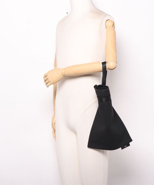 ITTI(イッチ)の「【ITTI / イッチ】22SS RICR BAG DIPLO SKY(巾着バッグ)(ハンドバッグ・メンズ・ブラック/アイボリー/オレンジ系その他・FREE)」の9枚目の写真