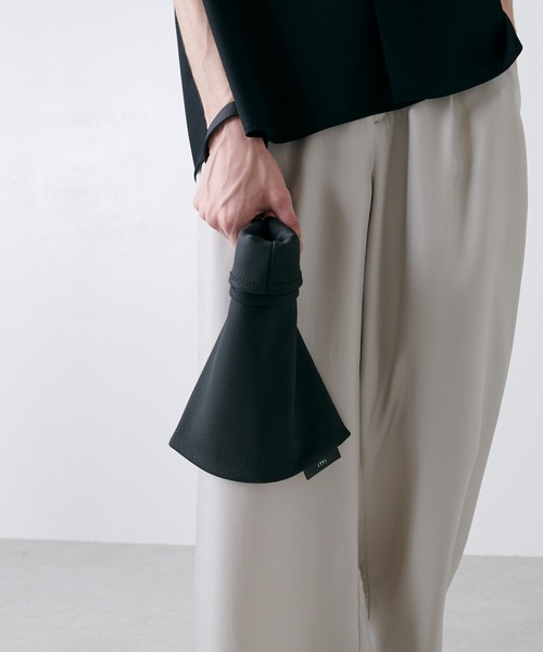 ITTI(イッチ)の「【ITTI / イッチ】22SS RICR BAG DIPLO SKY(巾着バッグ)(ハンドバッグ・メンズ・ブラック/アイボリー/オレンジ系その他・FREE)」の2枚目の写真