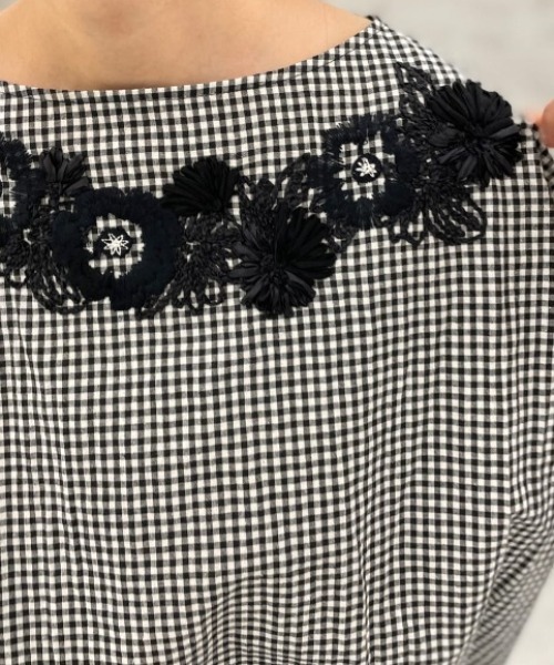 BEARDSLEY（ビアズリー）の「衿刺しゅうギンガムブラウス（シャツ/ブラウス・レディース・ブラック・FREE）」の9枚目の写真