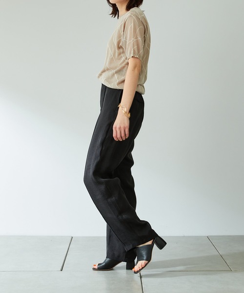 COLLAGE GALLARDAGALANTE（コラージュガリャルダガランテ）の「ニュアンスプリントニットプルオーバー（ニット/セーター・レディース・ブラック/グレイッシュベージュ・FREE）」の9枚目の写真