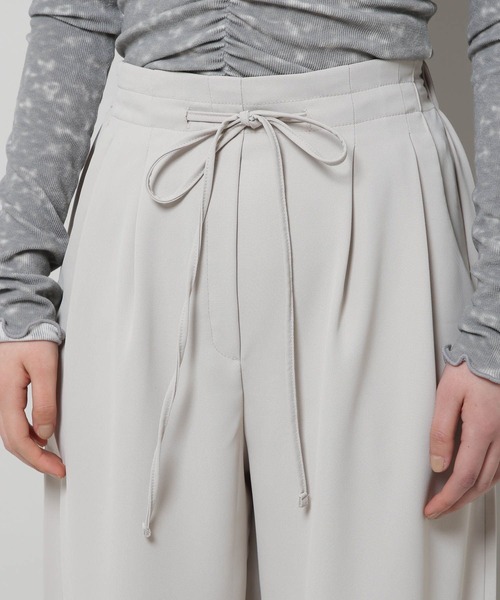 ALAND（エーランド）の「3.3Field Trip／2TUCK STRING パンツ 2277663（スラックス・レディース・ブラック/アイボリー/チャコール・FREE）」の20枚目の写真