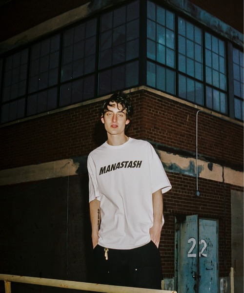 MANASTASH(マナスタッシュ)の「MANASTASH N.A.U/マナスタッシュエヌエーユー CEMENT LOGO TEE セメントロゴティー(Tシャツ/カットソー・メンズ・ホワイト/ブラック・X-LARGE/MEDIUM/LARGE)」の4枚目の写真