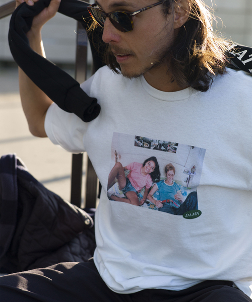 JOURNAL STANDARD(ジャーナルスタンダード)の「【DAMN×JOURNAL STANDARD】RUBY&JENNIE KIDS TEE(Tシャツ/カットソー・メンズ・ホワイト/ブラック・X-LARGE/LARGE/MEDIUM)」の2枚目の写真