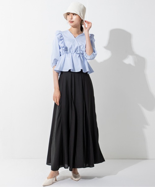 MILLION CARATS(ミリオンカラッツ)の「大判フリルとストライプのコンビネーションが今年らしいストライプカシュクールブラウス(シャツ/ブラウス・レディース・サックスブルー・FREE)」の6枚目の写真