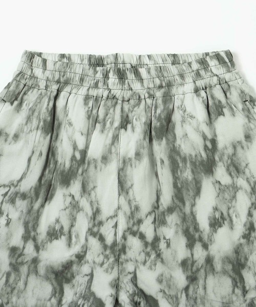 X-girl（エックスガール）の「MARBLE PRINT SHORT PANTS/マーブル柄 ショートパンツ（その他パンツ・レディース・ブラック/ブラウン・S/M/XS）」の22枚目の写真