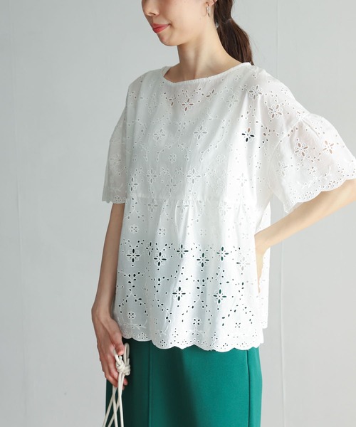 URBAN RESEARCH DOORS（アーバンリサーチドアーズ）の「アイレットレースペプラムブラウス（シャツ/ブラウス・レディース・オフホワイト/ブラック/オレンジ系その他・MEDIUM）」の12枚目の写真