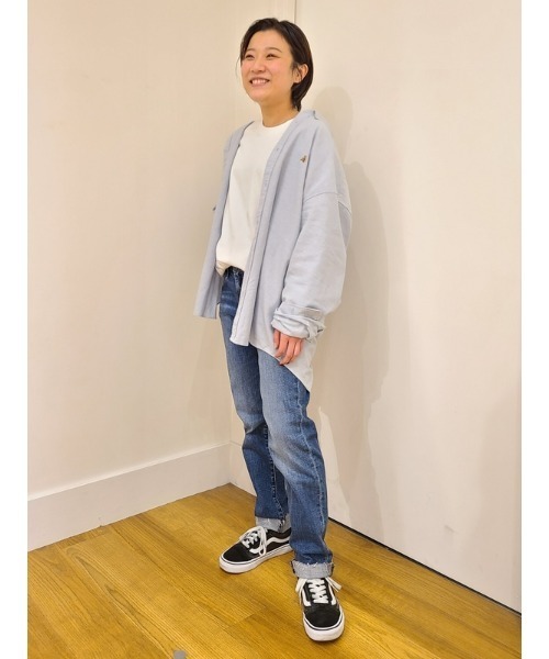 GAP（ギャップ）の「ウォッシュウェル ミッドライズ ガールフレンドデニム（デニムパンツ・レディース・ライトインディゴブルー・23/24/25/26/27/28/29/30）」の17枚目の写真