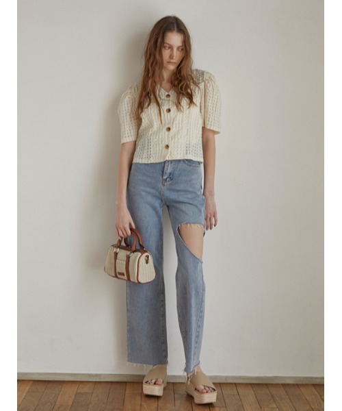 AMAIL(アマイル)の「Over cut denim(デニムパンツ・レディース・ブルー・M/S)」の2枚目の写真