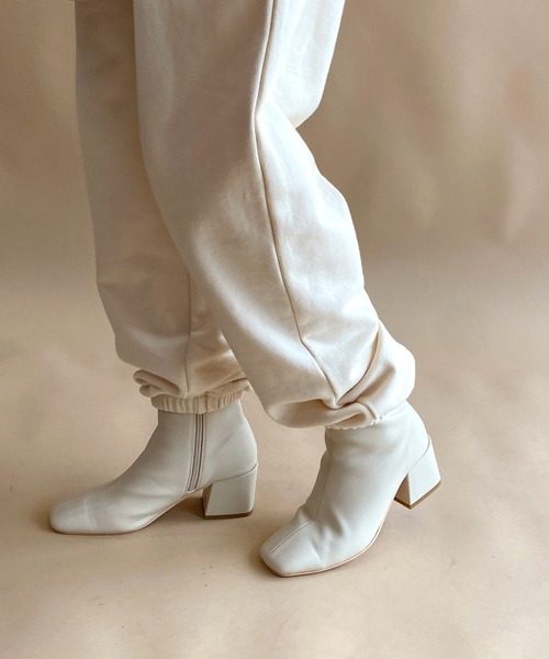 w closet(ダブルクローゼット)の「ストレッチブーツ(ブーツ・レディース・ブラック/ベージュ/アイボリー・M/L)」の16枚目の写真