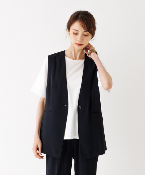 abahouse mavie(アバハウスマヴィ)の「ドライタッチジレ(テーラードジャケット・レディース・グレイッシュベージュ/ブラック・フリー)」の2枚目の写真