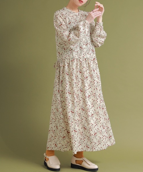 osharewalker(オシャレウォーカー)の「【廃盤】『ニュアンスフラワーワンピース』(ワンピース・レディース・ボルドー/アイボリー/ネイビー・1/2)」の2枚目の写真