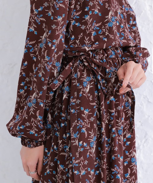 osharewalker(オシャレウォーカー)の「【廃盤】『ニュアンスフラワーワンピース』(ワンピース・レディース・ボルドー/アイボリー/ネイビー・1/2)」の12枚目の写真