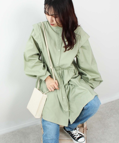 toucher du brise（トゥシェドブリーズ）の「【ボリュームスリーブ】ウエスト ギャザー 切替 チュニック（シャツ/ブラウス・レディース・ブラック/オフホワイト/カーキ/キャメル・M/L）」の13枚目の写真