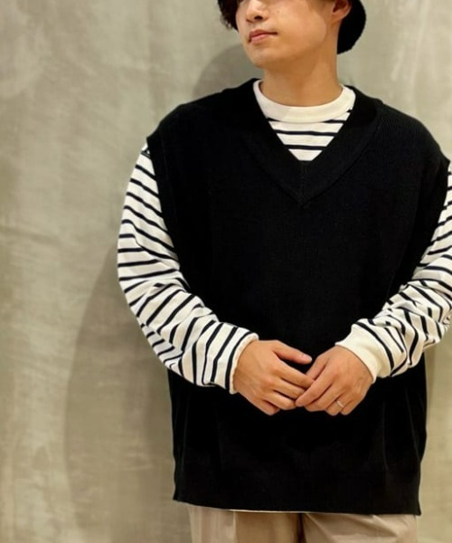 BACK NUMBER(バックナンバー)の「【BACK NUMBER】Vネックニットベスト(ベスト・メンズ・ブラック/ライトベージュ/グリーン・L/XL/M)」の2枚目の写真