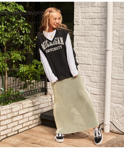 anap mimpi（アナップミンピ）の「プレーティングストレートニットスカート（スカート・レディース・ブラック/テラコッタ・FREE）」の3枚目の写真