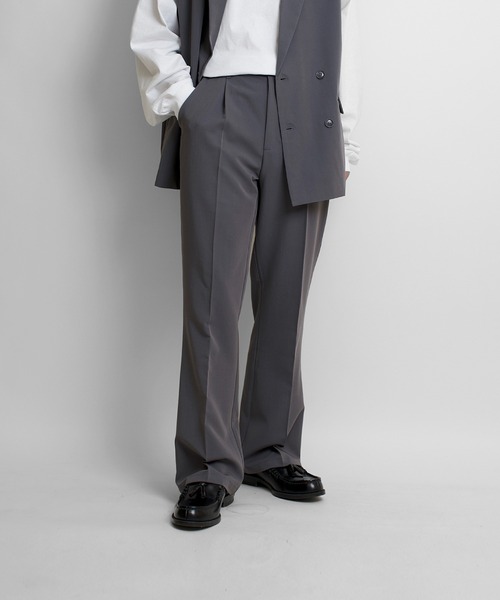 Confirm(コンファーム)の「【セットアップ対応】ナローフレアパンツ【Confirm】(スラックス・メンズ・ブラック/グレー/グリーン・M/L)」の5枚目の写真