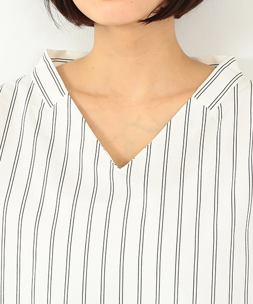 Ray BEAMS（レイビームス）の「Ray BEAMS / ストライプ Vネックプルオーバー（シャツ/ブラウス・レディース・ホワイト/ネイビー・ONE SIZE）」の6枚目の写真