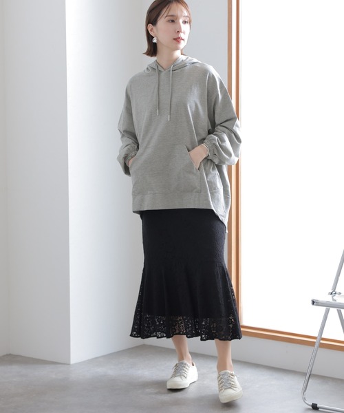 ElegChic(エレグシック)の「ミニ裏毛ヒップカバーパーカー(パーカー・レディース・チャコールグレー/ブラック/杢グレー・LL~3L/4L~5L/M~L)」の15枚目の写真