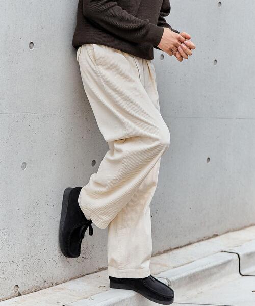 green label relaxing（グリーンレーベルリラクシング）の「Morley コール 1プリーツ テーパード パンツ（その他パンツ・メンズ・オフホワイト/ダークブラウン・L/S/M）」の3枚目の写真