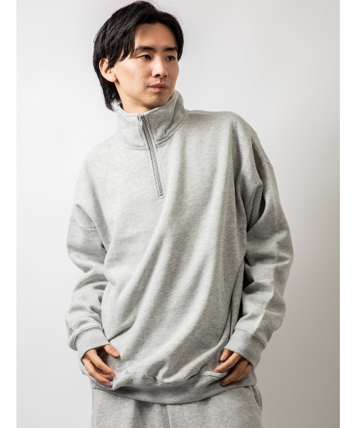 Beno(ビーノ)の「TCソフト裏起毛 オーバーシルエット ハーフジップトレーナー(スウェット・メンズ・マスタード/ロイヤルブルー/ネイビー/ホワイト/グリーン/グレー/グレイッシュベージュ/ブラック・M/L/XL)」の4枚目の写真