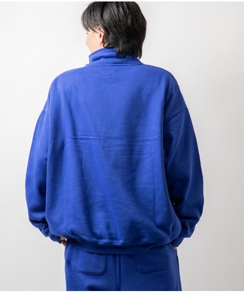 Beno(ビーノ)の「TCソフト裏起毛 オーバーシルエット ハーフジップトレーナー(スウェット・メンズ・マスタード/ロイヤルブルー/ネイビー/ホワイト/グリーン/グレー/グレイッシュベージュ/ブラック・M/L/XL)」の22枚目の写真