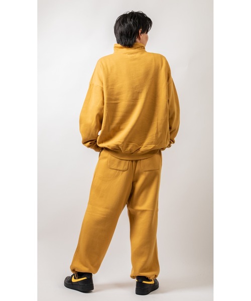 Beno(ビーノ)の「TCソフト裏起毛 オーバーシルエット ハーフジップトレーナー(スウェット・メンズ・マスタード/ロイヤルブルー/ネイビー/ホワイト/グリーン/グレー/グレイッシュベージュ/ブラック・M/L/XL)」の13枚目の写真