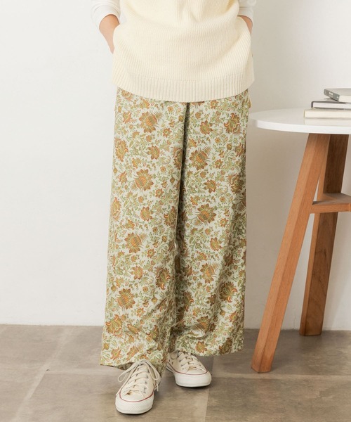 URBAN RESEARCH Sonny Label（アーバンリサーチサニーレーベル）の「ヴィンテージボタニカルプリントパンツ（その他パンツ・レディース・ブラック系その他/ベージュ系その他・38/36）」の3枚目の写真