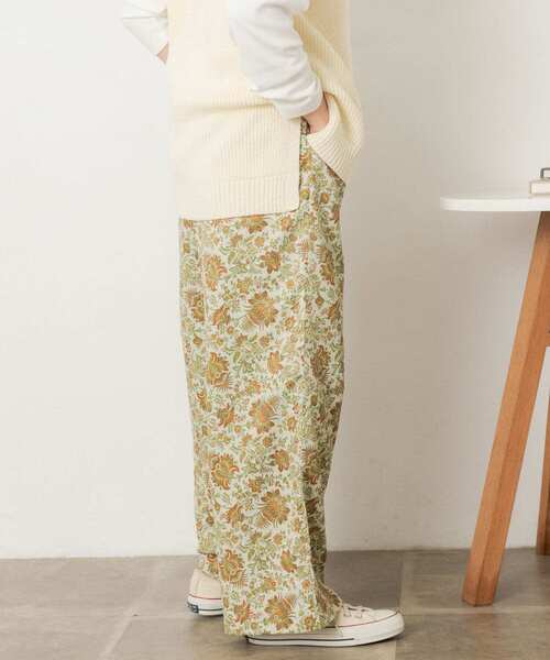 URBAN RESEARCH Sonny Label（アーバンリサーチサニーレーベル）の「ヴィンテージボタニカルプリントパンツ（その他パンツ・レディース・ブラック系その他/ベージュ系その他・38/36）」の6枚目の写真