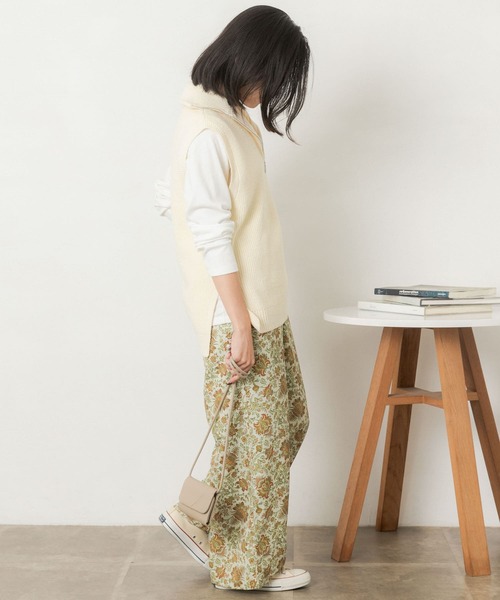 URBAN RESEARCH Sonny Label（アーバンリサーチサニーレーベル）の「ヴィンテージボタニカルプリントパンツ（その他パンツ・レディース・ブラック系その他/ベージュ系その他・38/36）」の11枚目の写真