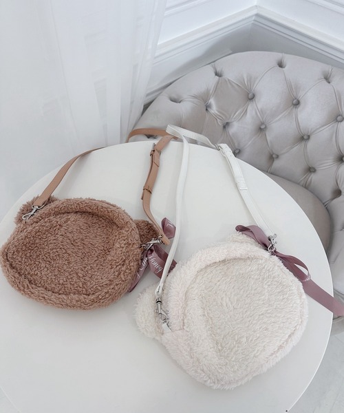 Honey Cinnamon（ハニーシナモン）の「シナモンくんもこもこポシェット（ショルダーバッグ・レディース・ブラウン/ホワイト・FREE）」の15枚目の写真