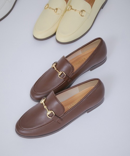 Juze(ジュゼ)の「【晴雨兼用】【HARUTAコラボ】リサイクルレザービットローファー(ローファー・レディース・ブラック/オフホワイト/ブラウン/イエロー/ベージュ系その他2/ブラック系その他・22.5cm/23.0cm/23.5cm/24.0cm/24.5cm/25.0cm)」の5枚目の写真