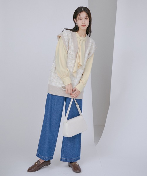 Juze(ジュゼ)の「【晴雨兼用】【HARUTAコラボ】リサイクルレザービットローファー(ローファー・レディース・ブラック/オフホワイト/ブラウン/イエロー/ベージュ系その他2/ブラック系その他・22.5cm/23.0cm/23.5cm/24.0cm/24.5cm/25.0cm)」の11枚目の写真