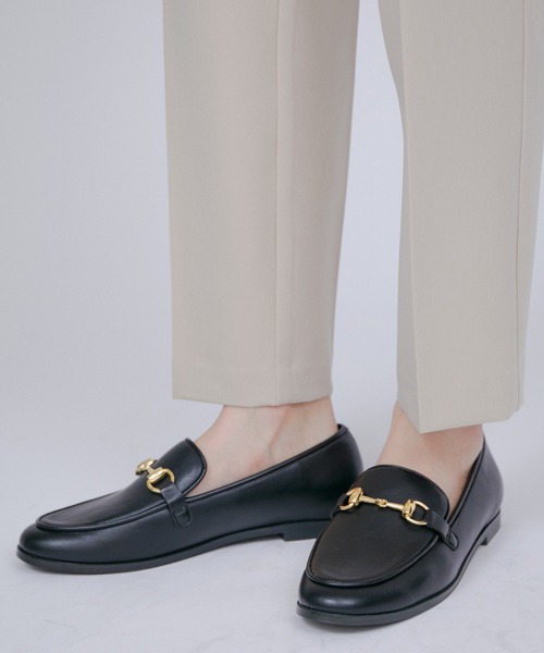 Juze(ジュゼ)の「【晴雨兼用】【HARUTAコラボ】リサイクルレザービットローファー(ローファー・レディース・ブラック/オフホワイト/ブラウン/イエロー/ベージュ系その他2/ブラック系その他・22.5cm/23.0cm/23.5cm/24.0cm/24.5cm/25.0cm)」の15枚目の写真