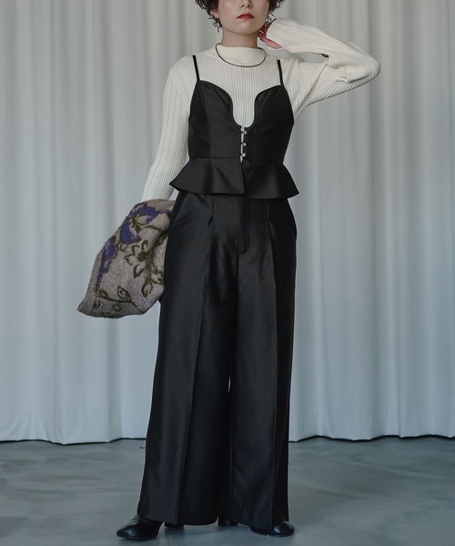 Ezick（エジック）の「Flower petals ビスチェオールインワン（サロペット/オーバーオール・レディース・ブラック/ベージュ・FREE）」の6枚目の写真