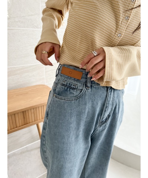 JUMELLE(ジュメロ)の「【爆盛れ売り上げ枚数2500枚突破】【サイズ豊富】JMストレートデニム(デニムパンツ・レディース・ブラック/ブルー・SMALL/MEDIUM/LARGE)」の22枚目の写真