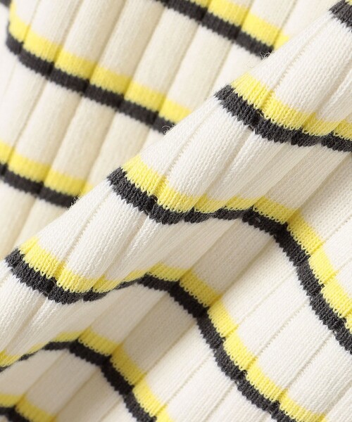 SHIPS any（シップス エニィ）の「SHIPS any:〈洗濯機可能〉テレコ タンクトップ 23SS（タンクトップ・レディース・イエロー/ブラック/その他/ホワイト・ONE SIZE）」の21枚目の写真