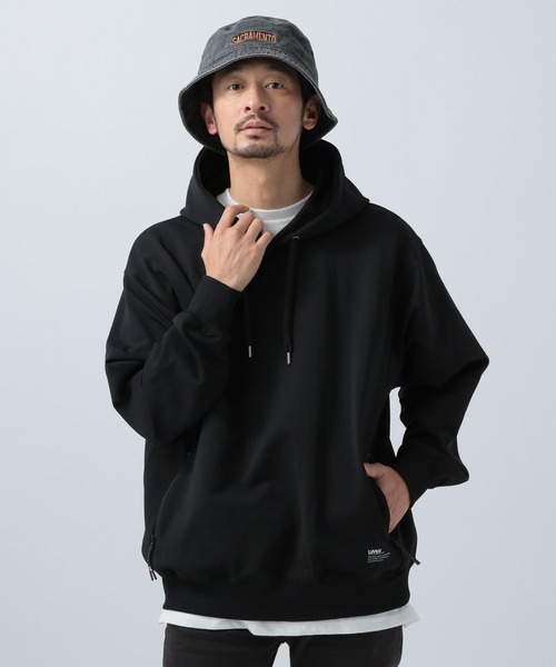 BAYFLOW（ベイフロー）の「【UMW】 360CS フーディー（パーカー・メンズ・ブラック/ベージュ・MEDIUM/LARGE）」の4枚目の写真