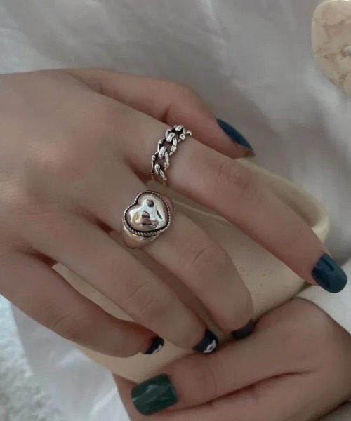 MAISON BREEZE（メゾンブリーズ）の「【MAISON BREEZE】チェーンリング サイズ調節可能　フリーサイズ　 KNF（リング・レディース・シルバー・FREE）」の2枚目の写真