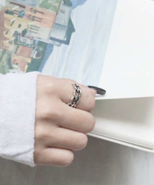 MAISON BREEZE（メゾンブリーズ）の「【MAISON BREEZE】チェーンリング サイズ調節可能　フリーサイズ　 KNF（リング・レディース・シルバー・FREE）」の5枚目の写真