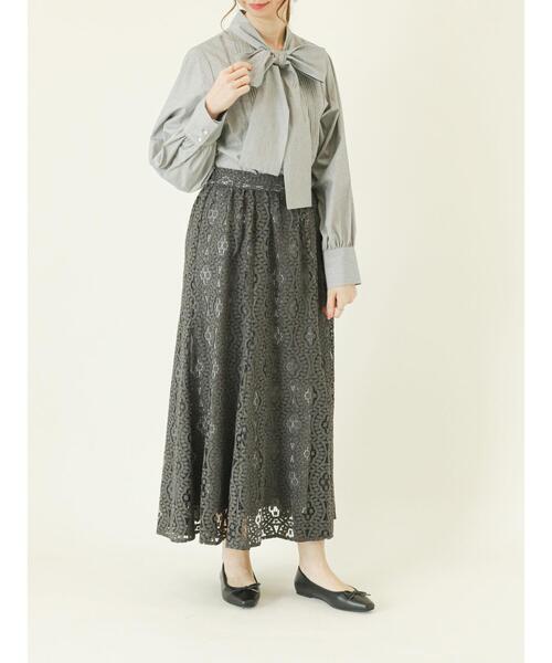 Te chichi(テチチ)の「ハシゴレースボウタイシャツブラウス(シャツ/ブラウス・レディース・ブルー/ブラック/オフホワイト・フリ-)」の13枚目の写真