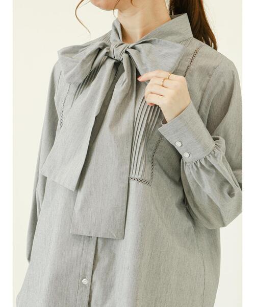 Te chichi(テチチ)の「ハシゴレースボウタイシャツブラウス(シャツ/ブラウス・レディース・ブルー/ブラック/オフホワイト・フリ-)」の17枚目の写真