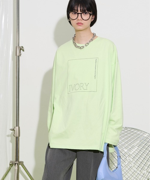 THE YOn（ザヨン）の「"IVORY"ボックスロゴロングスリーブTシャツ（Tシャツ/カットソー・レディース・ライム/アイボリー/チャコールグレー・FREE）」の3枚目の写真