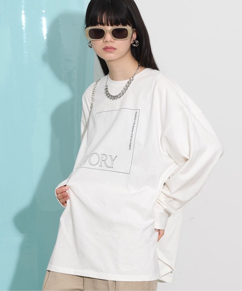 セール】'IVORY'ボックスロゴロングスリーブTシャツ(Tシャツ セール】'IVORY'ボックスロゴロングスリーブTシャツ(Tシャツ