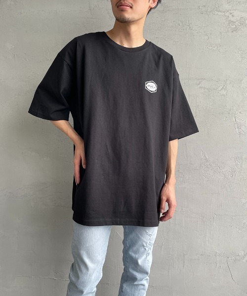 RVCA（ルーカ）の「[RVCA/ルーカ] INDUSTRIAL バックプリントTシャツ（Tシャツ/カットソー・レディース・ホワイト/ブラック・M/L/XL）」の8枚目の写真