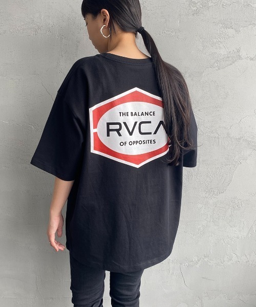 RVCA（ルーカ）の「[RVCA/ルーカ] INDUSTRIAL バックプリントTシャツ（Tシャツ/カットソー・レディース・ホワイト/ブラック・M/L/XL）」の17枚目の写真