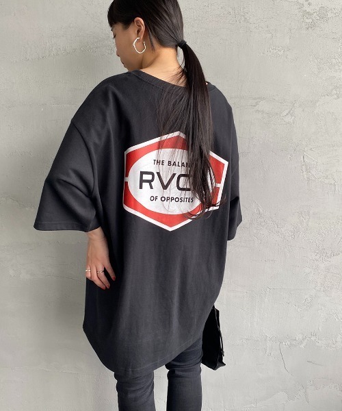 RVCA（ルーカ）の「[RVCA/ルーカ] INDUSTRIAL バックプリントTシャツ（Tシャツ/カットソー・レディース・ホワイト/ブラック・M/L/XL）」の18枚目の写真