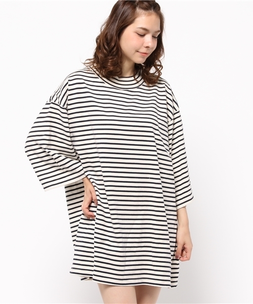 CIAOPANIC(チャオパニック)の「【Ciaopanic】 度詰めハイネックビッグTee/OP(ワンピース・レディース・その他19/ホワイト/ネイビー・FREE)」の1枚目の写真