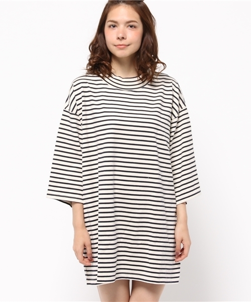 CIAOPANIC(チャオパニック)の「【Ciaopanic】 度詰めハイネックビッグTee/OP(ワンピース・レディース・その他19/ホワイト/ネイビー・FREE)」の4枚目の写真